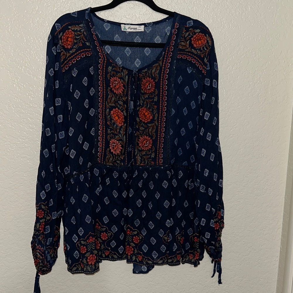 Plus size blouse